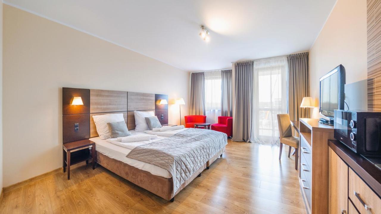 Apartamenty Sun & Snow Kosciuszki Kolobrzeg Ngoại thất bức ảnh