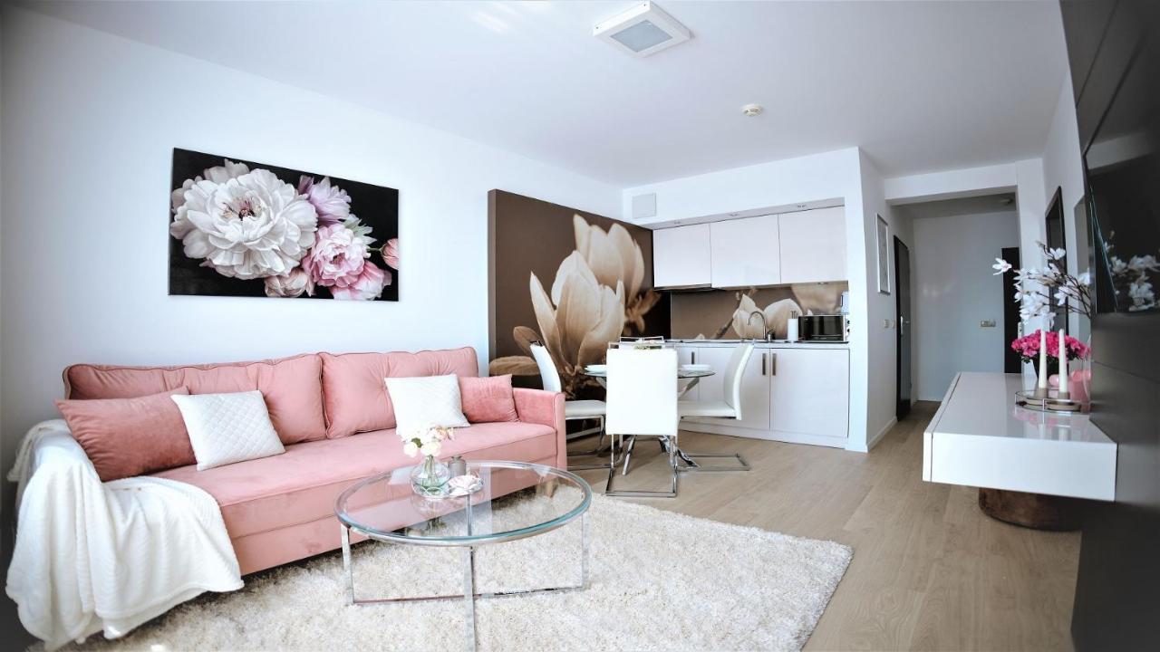 Apartamenty Sun & Snow Kosciuszki Kolobrzeg Ngoại thất bức ảnh